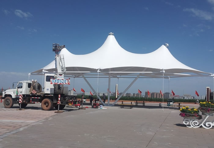 ������˹��̩�V��(ch��ng)Ĥ�Y(ji��)��(g��u)���^